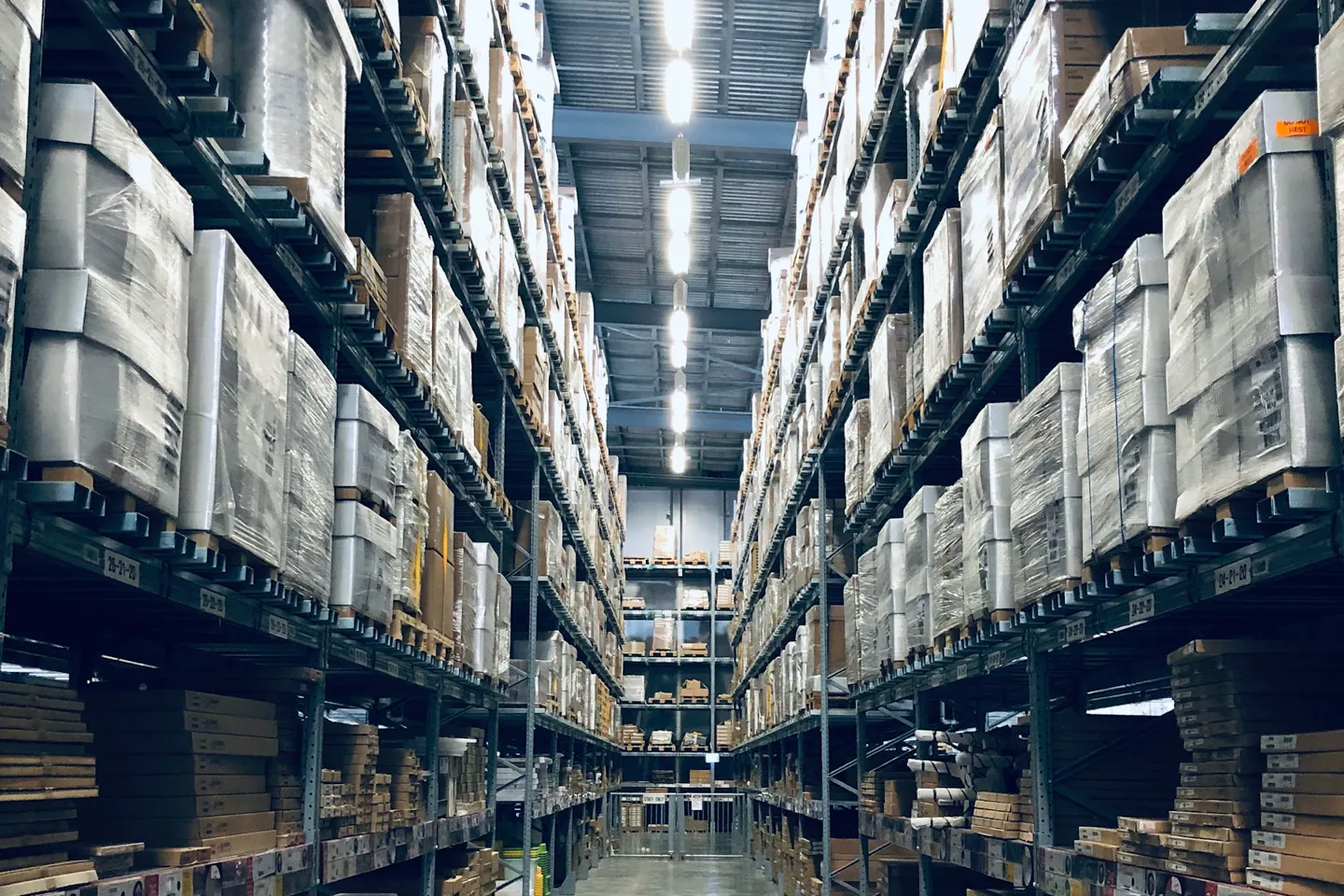 Editorial operations scene supporting Scaling Supplier Coordination and Batch QC for Live-Selling Brands